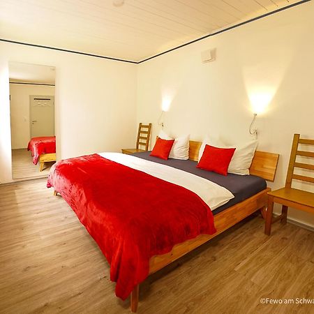 Fewo Am Schwanseebad Mit Garten - Ruhig, Familienfreundlich Und Zentrumsnah Weimar  Esterno foto